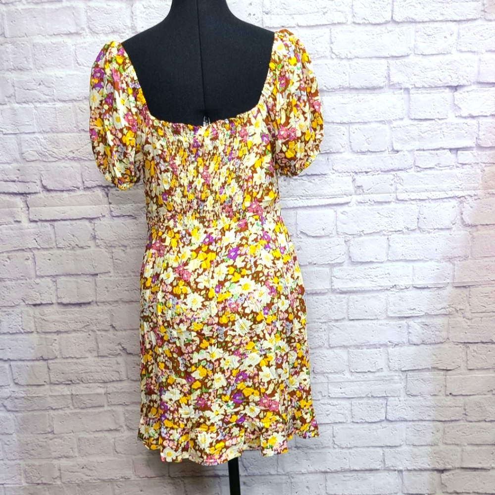 Sanctuary Fresh Breeze Floral Dress in Sunny Field 10 - Picture 4 of 6